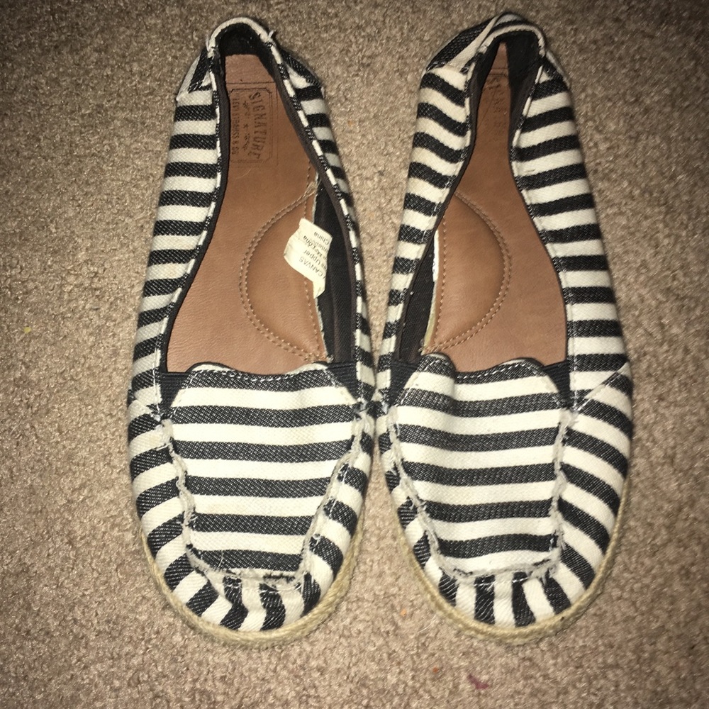 Shoes worn a handful of times